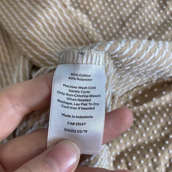 Talbots Women’s Beige Mini Swiss Dot Top Size 3XP Flowy Bell Sleeves Coastal - Picture 6 of 10